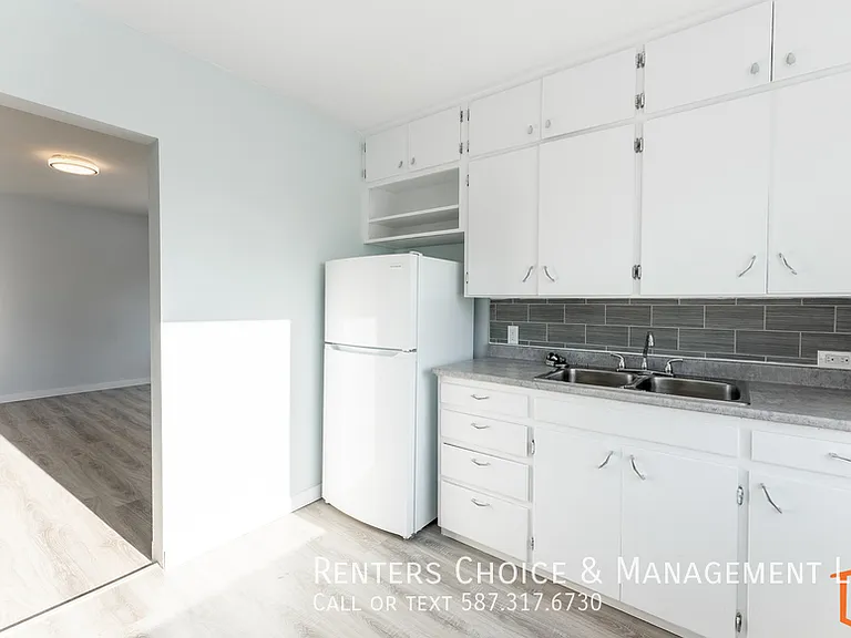 1134A 20th St S — Photo 7