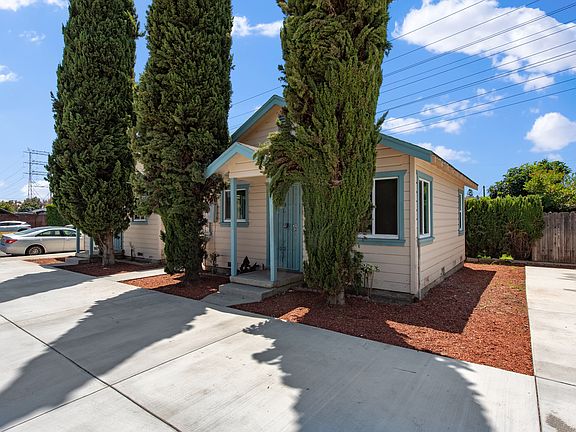 3rd image of 8713 Alondra Blvd #8713.5