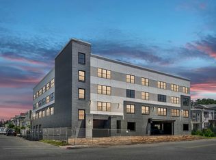 425 11th Ave #306, Paterson, NJ 07514