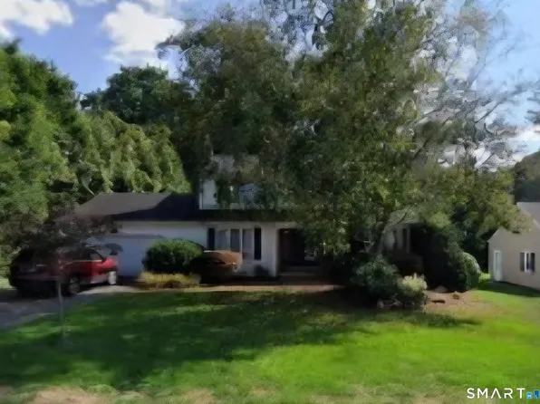 15 Hatheway Drive, West Hartford, CT 06107