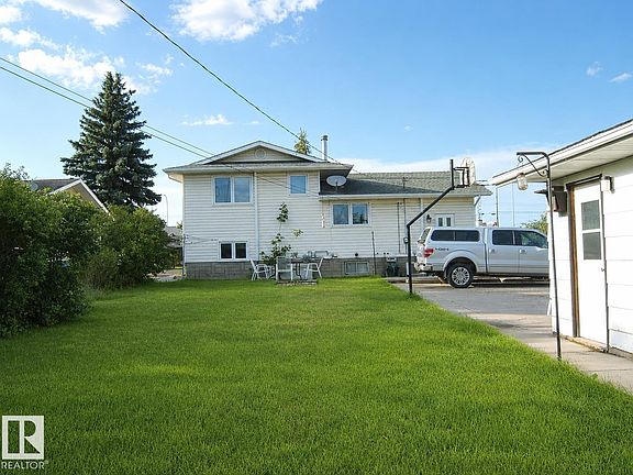 3rd image of 4807 54th Ave