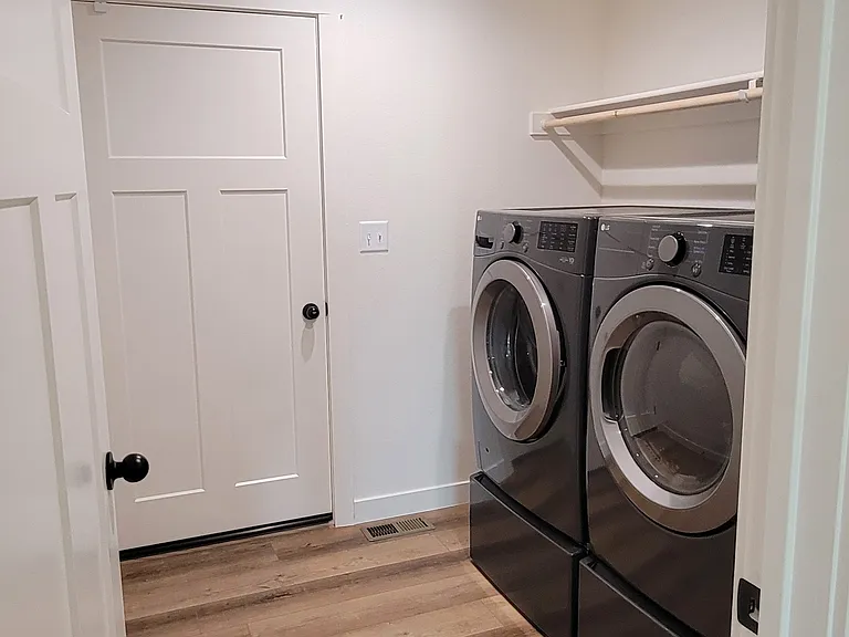 246 W Kyle Dr — Photo 16