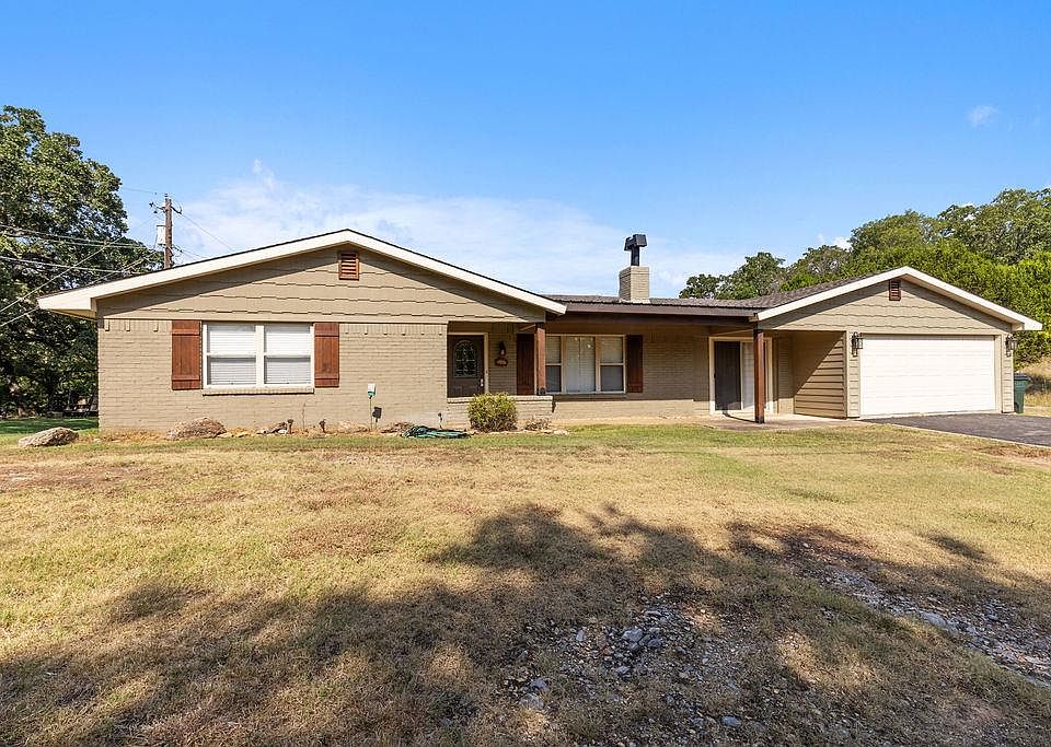 1st image of 3922 Forrest Rd