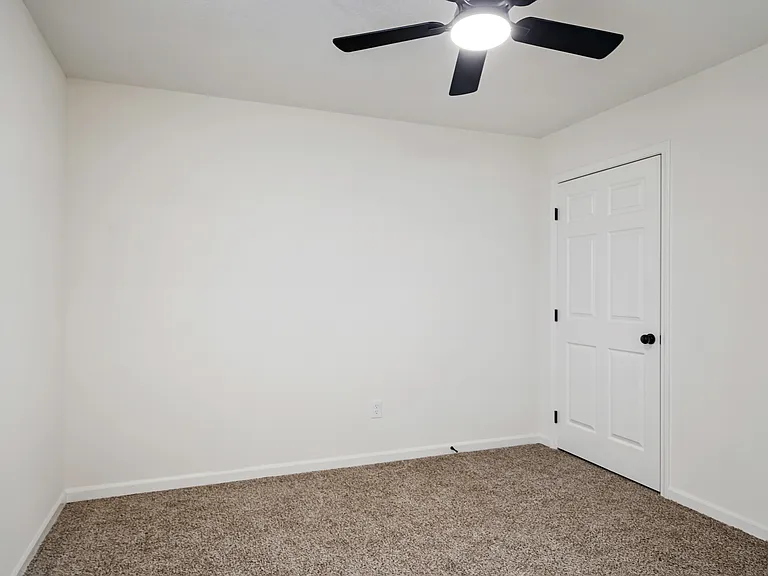 4001 S Minnie St — Photo 25