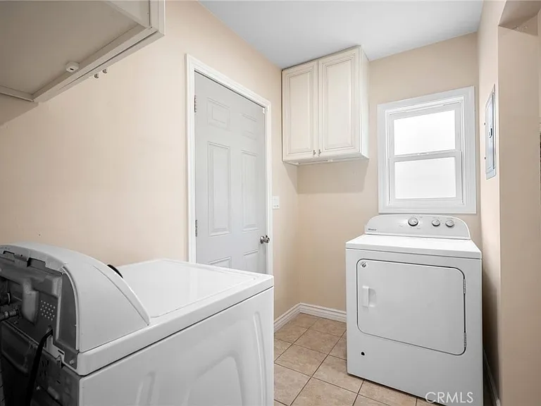 528 Ivy St — Photo 18
