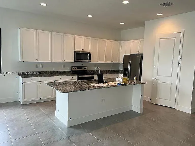 4993 Ofanto Ln — Photo 20