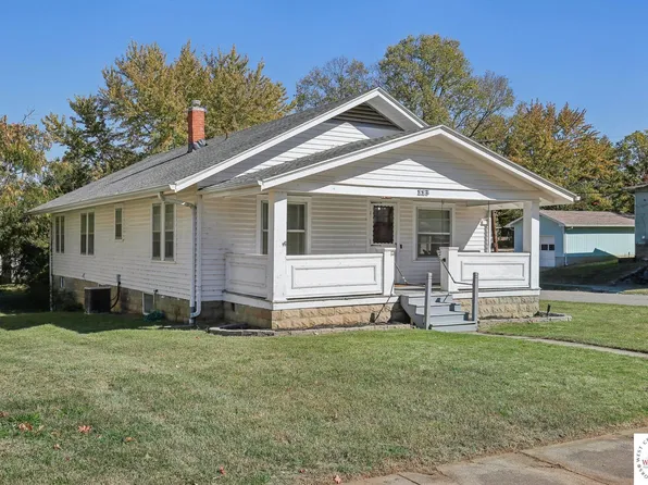 113 W North St, Warrensburg, MO 64093