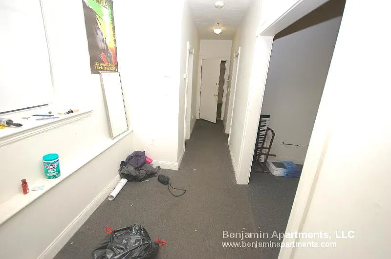 2 bed, $2,525 — Photo 4