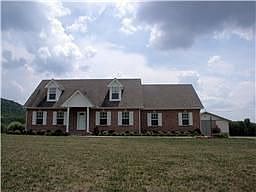 3BR/2BA Brick Cape Cod