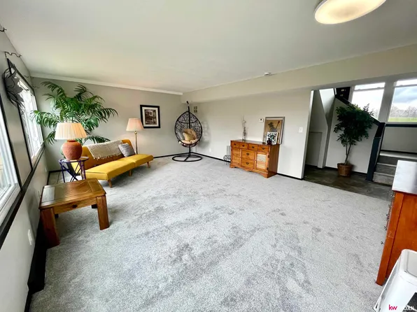 3701 NW 54th St, Lincoln, NE 68524