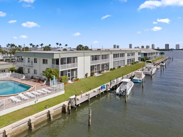 110 Wettaw Lane #204, North Palm Beach, FL 33408