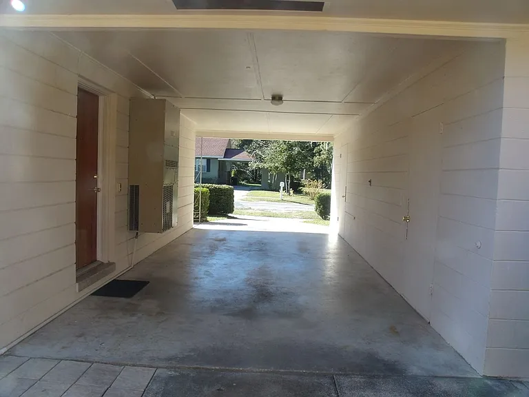 11947 Hale St — Photo 15