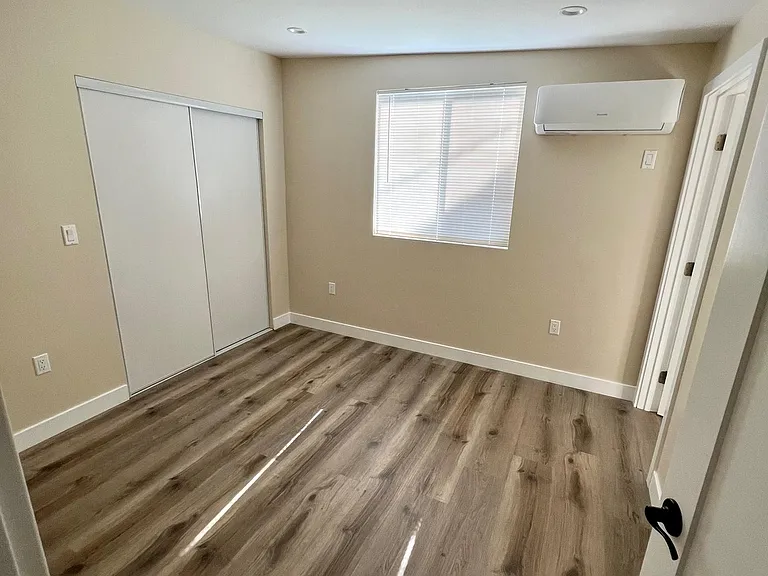 2229 S Catalina St — Photo 7