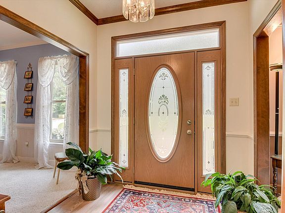 5th image of 4571 Waterford Drive