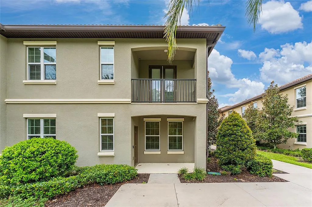5 bed, 3.0 bath, 2522 sqft, $2,650 — Photo 3