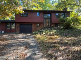 8506 Trout Rd, Mascot, TN 37806