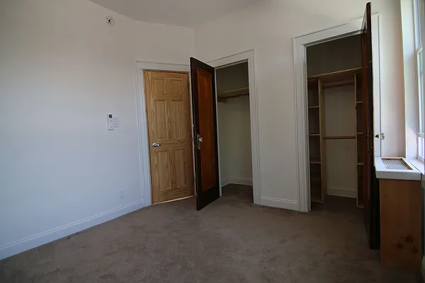 Rented by Target Realty Group | media 10