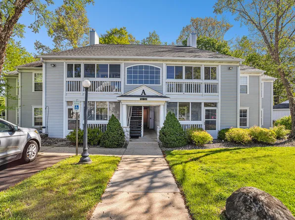 330 Butler Ct, Marshall, MI 49068