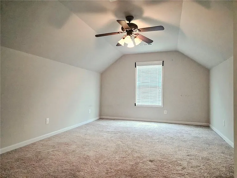 4138 Two Bridge Dr — Photo 20