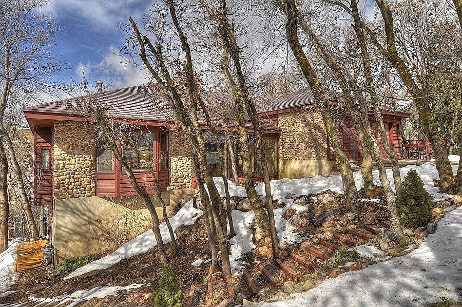2nd image of 5783 S Oakwood Dr