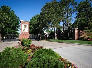 15809 Fairview Farm Blvd #5, Edmond, OK 73013