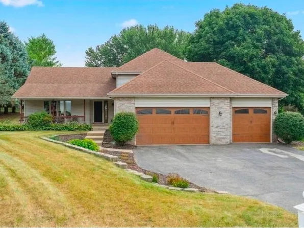 6853 Prairienook, Roscoe, IL 61073
