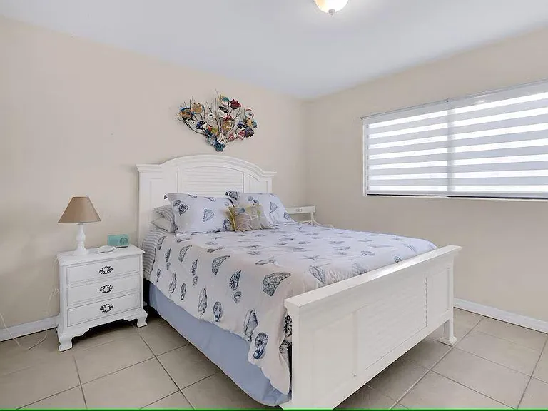 10102 S Ocean Dr #107 — Photo 48