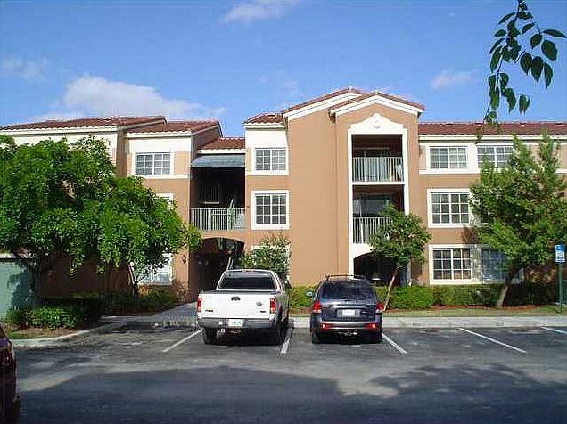 1st image of 4832 N State Road 7 #7203