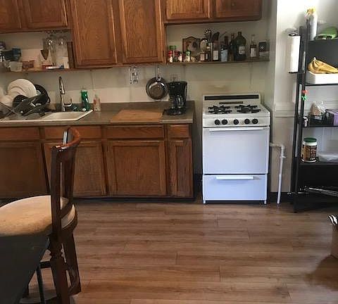 4th image of 1637 Fulton St #1637