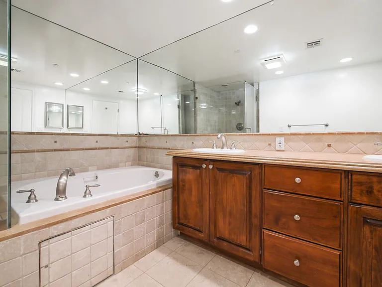 8610 Chalmers Dr #201 — Photo 16