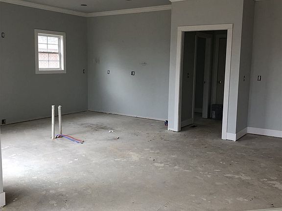 4th image of 7016 Shelton Ln