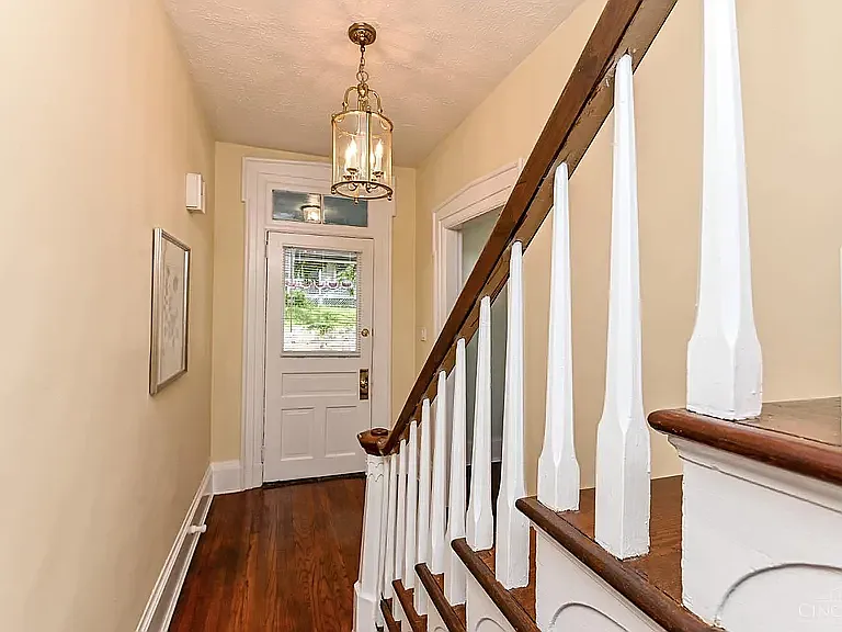 3 bed, 1.5 bath, 1788 sqft, $2,750 — Photo 3