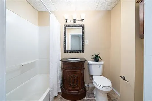805 Clinton St #2F — Photo 12