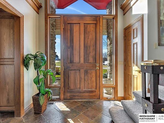 5th image of 14614 Fir Cir