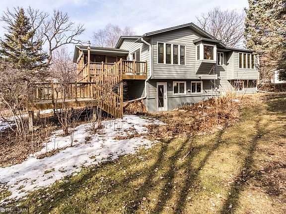 5th image of 15219 Crystal Dr W