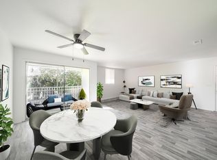 7528 Arlington Expy #704, Jacksonville, FL 32211