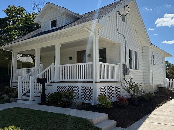 2nd image of 2026 Sycamore St