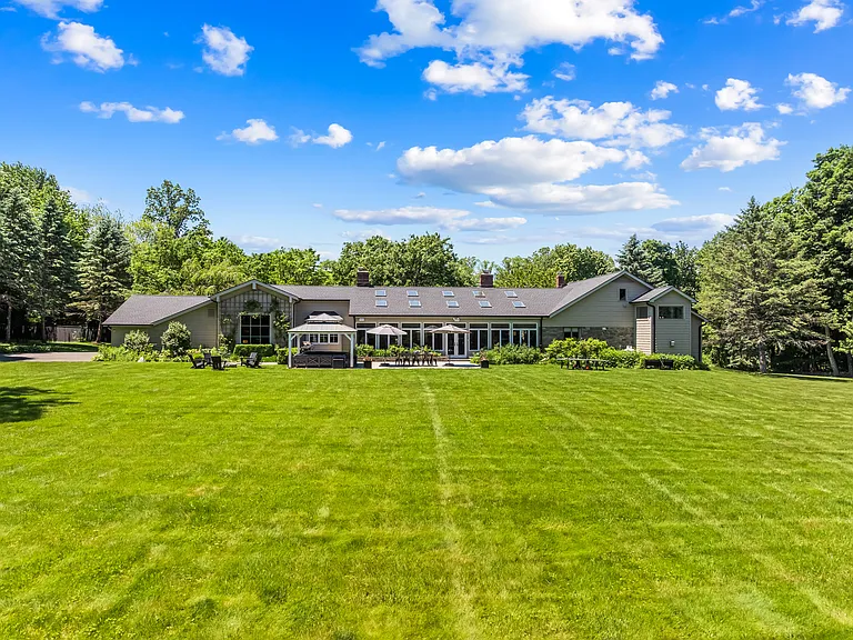 224 Wilson Rd — Photo 31