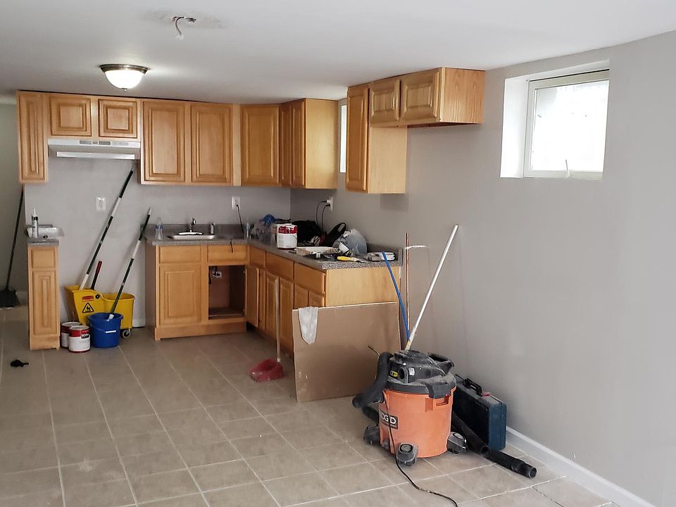 1st image of 336 N 6th St #0