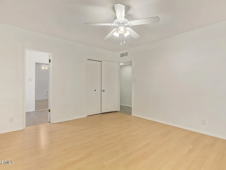 5401 E Exeter Blvd — Photo 37