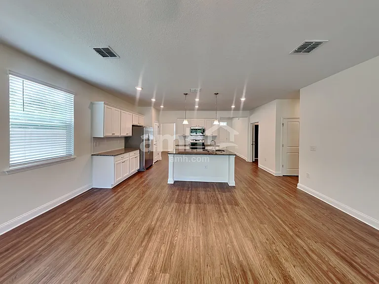 2993 Hill Valley Ln — Photo 5