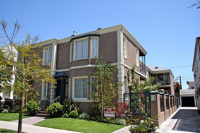 1st image of 430 N Sierra Bonita Ave