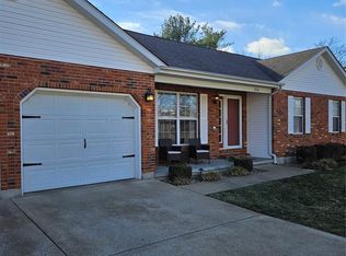 2206 Martina Dr, Washington, MO 63090