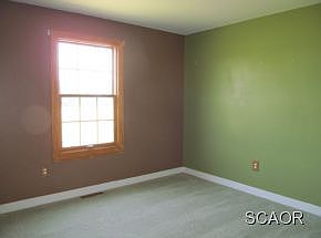5th image of 18030 Meadow Dr