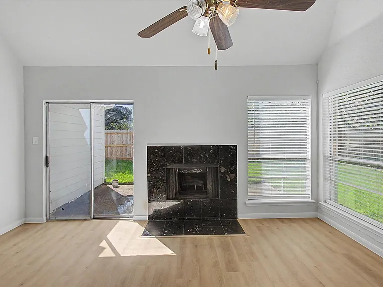 4351 Palmer Plantation Dr — Photo 8