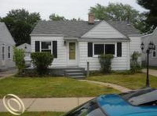 28086 Waverly St, Roseville, MI
