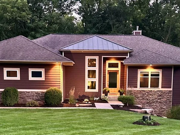 7572 Tannon Trl SE, Alto, MI 49302