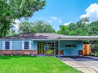 9530 Chesterfield Dr, Houston, TX 77051