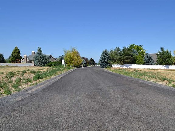 5th image of 1050 Owens Pl