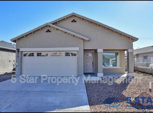 212 Flor Papagayo Way, Socorro, TX 79927